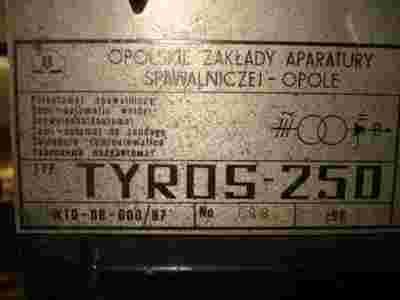 tyros 250