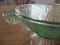 Salaterka, misa zielona z uranowego szkła ART DECO