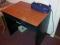 biurko -stolik 74x74 cm z blatem na klawiaturę