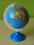 Strugaczka temperówka figurka figurki globus