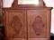 BOGATO RZEZBIONA KOMODA Z LUSTREM
