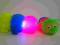PIŁKA SWIECĄCA KOLOROWA GĄSIENICA STONOGA ŚWIECI