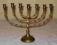 MENORA, ŚWIECZNIK MOSIĄDZ
