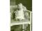 Dziecko chłopiec na ławce z ok. 1910 roku