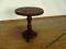 MAŁY OKRĄGŁY STOLIK
