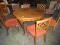 Komplet stół z krzesłami