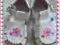 białe śliczne sandałki wkł.15,5 cm.kwiatek uk 7