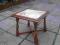 ładny mały stoliczek