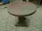Piękny stary eklektyczny okrągły stolik, stół
