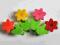 Kwiatki filcowe na klamerce 4 szt