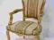 Piękny fotel w stylu francuskim antyki krzesło