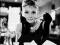 AUDREY HEPBURN -TIFFANY'S (b&w) plakat 40x50cm