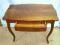 Stolik z szufladą