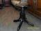 stary taboret do pianina w stylu thonet