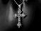 AV - SREBRNY KRZYŻYK WYSADZANY 20 CYRKONIAMI  Kr8