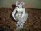 Dama z bukietem, porcelanowa figurka
