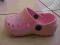 ŚLICZNE RÓŻOWE KLAPKI CROKSY- DŁ WKŁ. WEW.13,5 CM