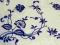 Śnieżnobiały obrus, granatowe kwiaty, 160/100