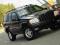 WZBUDZA STRACH - CZARNY JEEP GRAND CHEROKEE TURBO