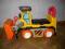 Spychacz, Jeździk Little Tikes