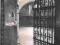 Malbork Zamek Wejście do celi więziennej nak 1000