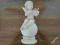 piękny aniołek  putto alabaster