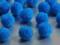 Puchate pompony 20mm 15szt. NIEBIESKIE