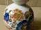 ART7>PORCELANOWY WAZON 15 X 6 CM