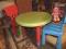 Okragły stolik dziecięcy z 2 krzesełkami