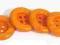 Guziki  ozdobne  średnie pomarancz Anpoli