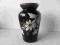 Czarny wazon malowany emaliami - kwiaty i motyl.