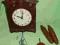 ART7>  ZEGAR NAŚCIENNY NAKRĘCANY PLASTIKOWY
