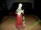 FIGURKA PORCELANOWA - DUŻA BABCIA Z MANDOLINĄ