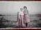 DWIE KOBIETY NA ŁĄCE PRZEDWOJENNA [01239]