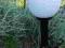 LAMPA  OGRODOWA  WYS 550 mm KULA BIAŁA 250mm