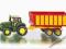 SIKU 1650 TRAKTOR JOHN DEERE Z PRZYCZEPĄ SklepKAMI