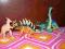 EXTRA FIGURKI DINOZAURY RUCHOME