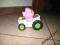 samochód Fisher Price ,Świnka ,potrząśnij i jedź
