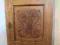 Orzechowe drzwi kasetonowe rzeżbiony herb No3