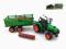 Traktor z przyczepą i drzewem z napędem 54x16x15cm