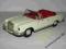 Maisto-Mercedes Benz 280 SE (1966) skala 1/18