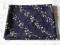 Materiał  granatowy w kwiatuszki