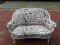 Sofa w obiciu gazetowym Ludwikowska shabby chic