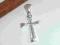 krzyżyk srebrny próba 925 delikatny ze wzorem