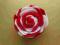 Broszka z filcu, kwiat, biało-czerwona, róża, filc