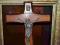 Stary drewniany krzyż Krucyfiks Pan Jezus duży