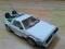 Kartonowy Delorean z Powrotu do prztszłści 1:20