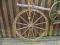 Koło drewniane od wozu.