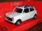 MINI COOPER 1300 WELLY 1:34 BIAŁY z flagą
