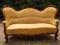 Sofa salonowa.